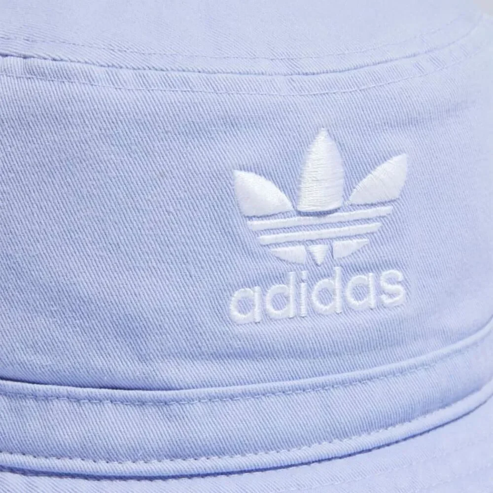 ✨Adidas LIGHT PURPLE WASHED BUCKET HAT✨